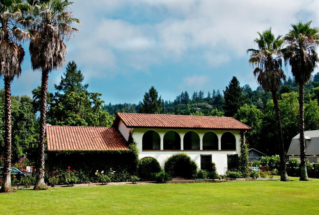 Spanish Villa Inn Сент-Гелена Екстер'єр фото