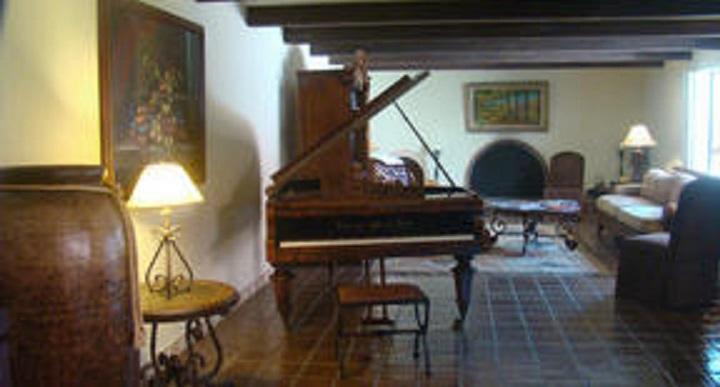 Spanish Villa Inn Сент-Гелена Екстер'єр фото