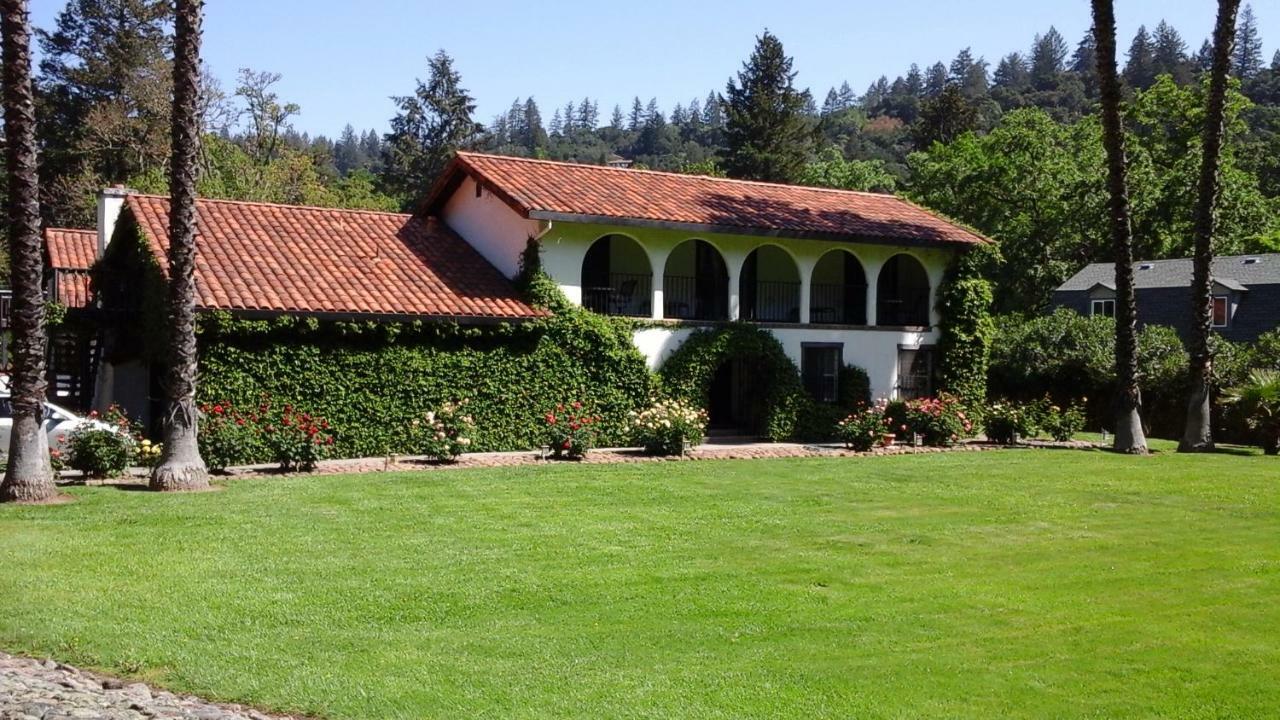 Spanish Villa Inn Сент-Гелена Екстер'єр фото